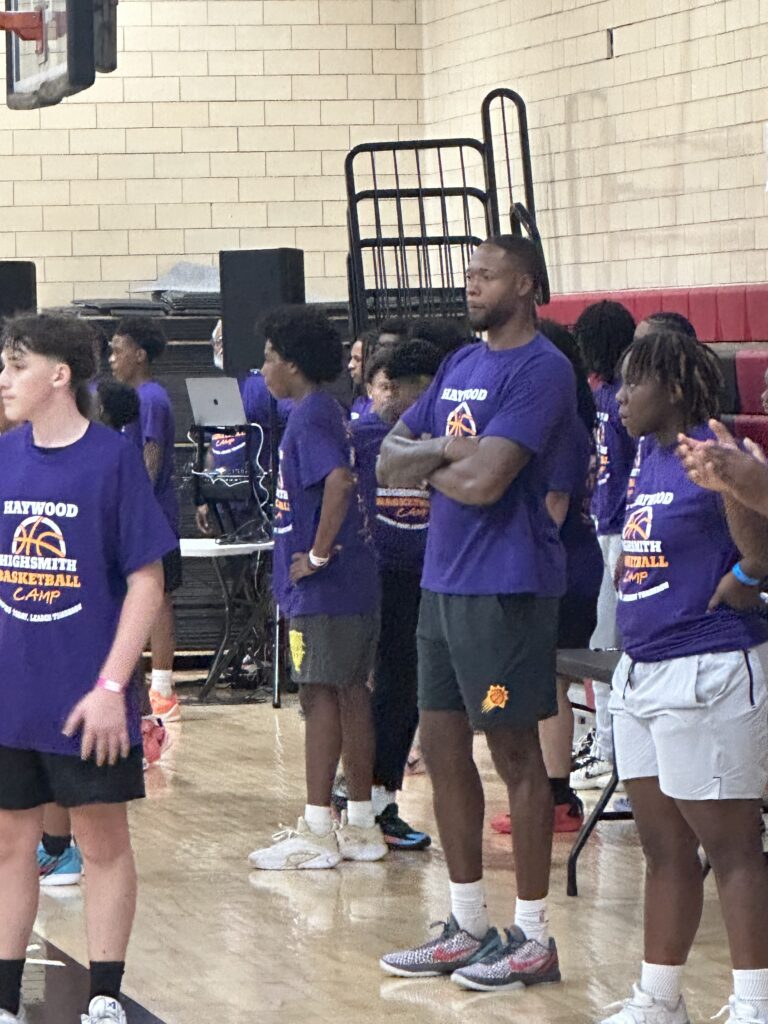 Haywood Highsmith on the court with young athletes